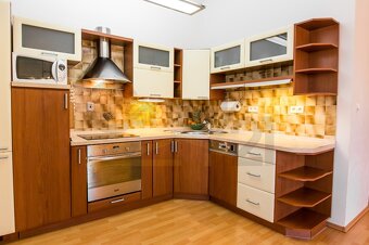 3I NOVOSTAVBA, ŠUSTEKOVA---900 EUR S EN. - 6