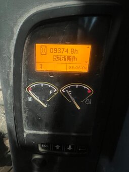Volvo ECR - 6
