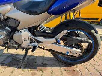 Honda Hornet - 6