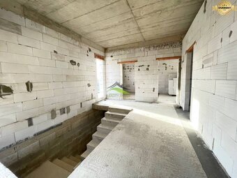 NOVOSTAVBA pod Hrádkom - priestranný dom- pozemok 600m2 - 6