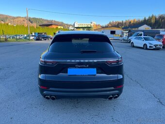 Porsche Cayenne S  Sport Chrono Packet REZERVOVANE - 6