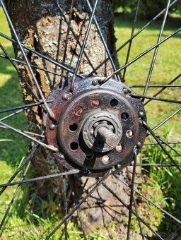 Predám originálne patinové koleso ČZ 98 ccm + brzd - 6