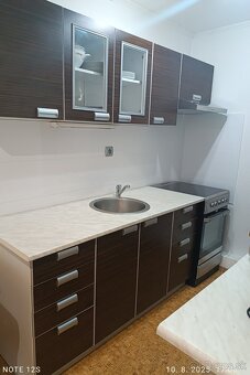 Predám 2 izbový byt - 6