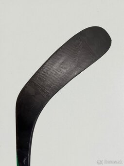 Oprava a spájanie čepelí a hokejok - 6