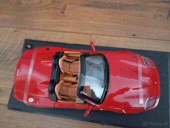 1:18 model Ferrari 550 Barchetta Pininfarina - 6