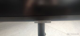 Samsung Monitor S24A600NAU zo série S60A - 6