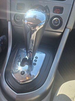 PEUGEOT 308 1,6 HDI AUTOMAT - 6