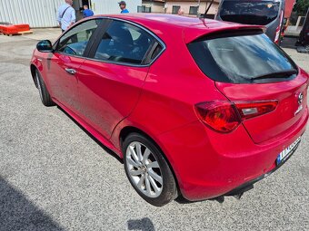 Predám Alfa Romeo Giulieta - 6