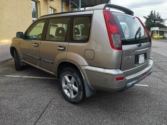 Nissan X-trail 2.2 crdi 84kw - 6