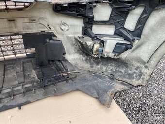 Predám predný nárazník Ford Mondeo mk4 2008 - 6