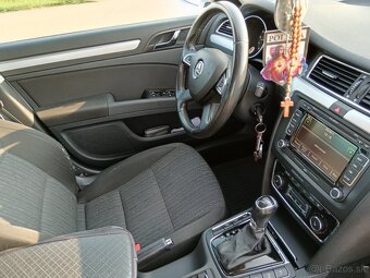 Superb 2.0TDI 103kw DSG - 6