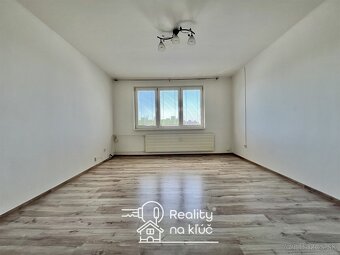 Na prenájom 2-izbový byt na sídlisku Juh v Nových Zámkoch - 6