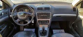 Škoda Octavia Combi 2.0 TDI CR Elegance Možný Leasing - 6