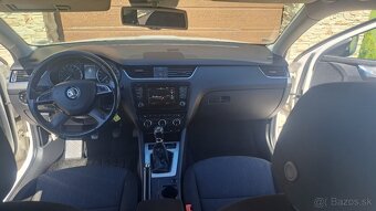 ŠKODA OCTAVIA 3 4x4 - 6