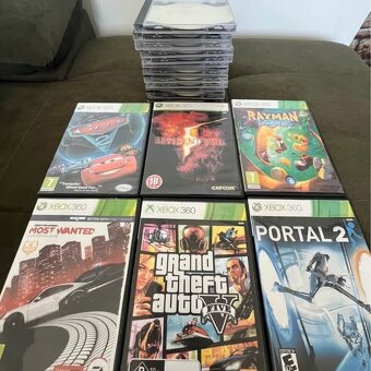 V cene Xbox 360, ovládače,Kinect a hry - 6