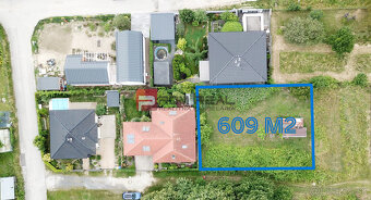 Rovinatý ideálny stavebný pozemok 609 m2 Marianka - 6