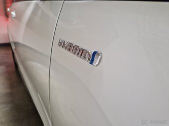 Toyota Yaris Hybrid Automat 1,5 Selection facelift 54kW LED - 6