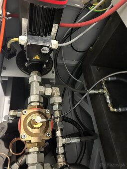 Elektroerozívna hlbička Exeron EDM 310 MF20 - 6