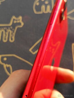 iPhone 11 128 GB v červenej farbe (PRODUCT)RED - 6