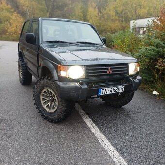 Mitsubishi Pajero 2.5 TD - 6