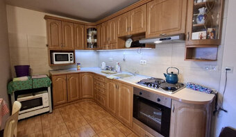 Vidiecky dom, rekonštrukcia, dvor, záhrada, 3i, všetky IS - 6