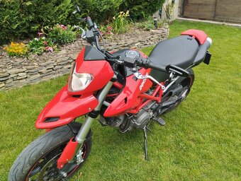 Predám DUCATI 796 HYPERMOTARD v tp 35kW - 6