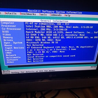 stary pocitac intel pentium 200 - 6