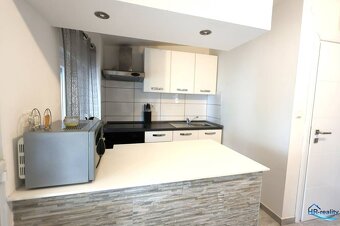 VIR - zariadený apartmánový dom na predaj - 6