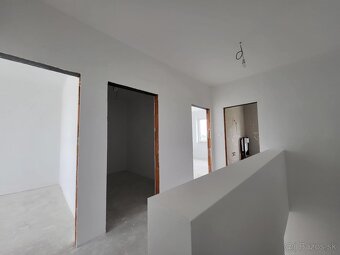 Novostavba – Radový dom v Rovinke - 6