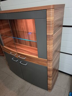 Moderný príborník, vitrína - 6