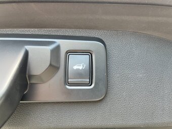 🚗 Renault Scenic E-Tech Iconic EV87 – 220 k / Long Range - 6