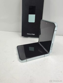 Samsung Galaxy Z Flip 5 512GB - 6