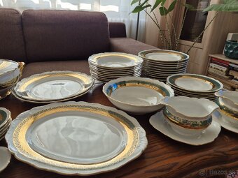 Eegantná obedová a čajová súprava – značený porcelán
- 6