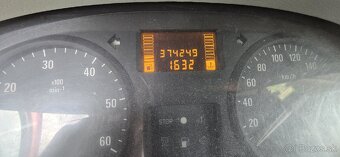 Opel Vivaro 1.9 - 6