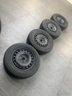 Predam 215/60 R16 zimnu sadu - 6