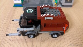 60316 Lego City – Policajná stanica - 6