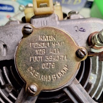 Alternator Volga UAZ - 6