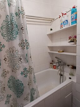 Lacno predám 1 izbový byt 75 km od BB - 6