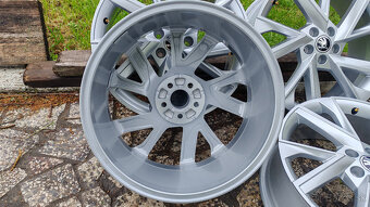 5x100 R18 --- ŠKODA SCALA - NOVÉ - 6