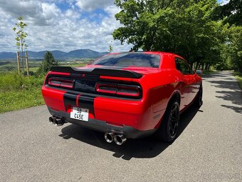 Dodge Challenger 3.6 - 6