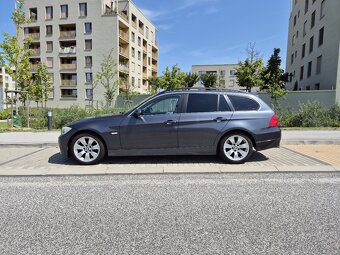 BMW 325d Touring E91 - 6