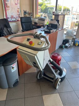 Planetárna brúska na betón Scanmaskin 500 Hladicka lesticka - 6