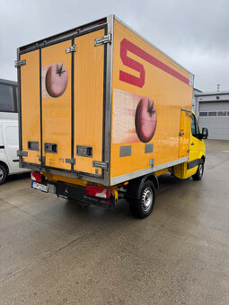 MERCEDES BENZ Sprinter 311CDI chladiak - 6