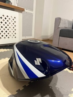 Originálna palivová nádrž - 6