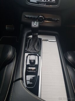 VOLVO XC90 D5 235k DRIVE-E R-DESIGN AWD A/T - 6