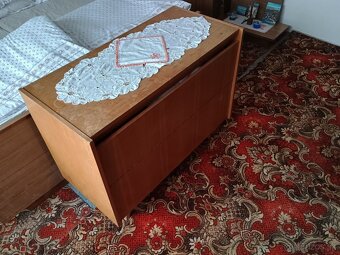 Predám retro nábytok spálna + obývačka - 6