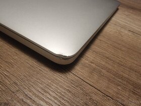 MacBook Pro 2017 15" - 6