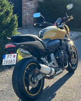 Honda Hornet 600 - 6