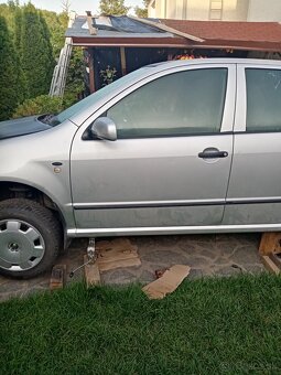 Škoda fabia - 6