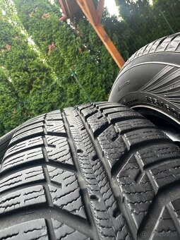 Predám 185/60 R15 - 6